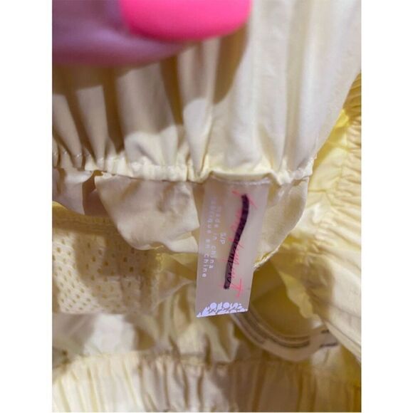 NWOT Free People High Waisted Shorts in a butter yellow shade - Picture 9 of 9